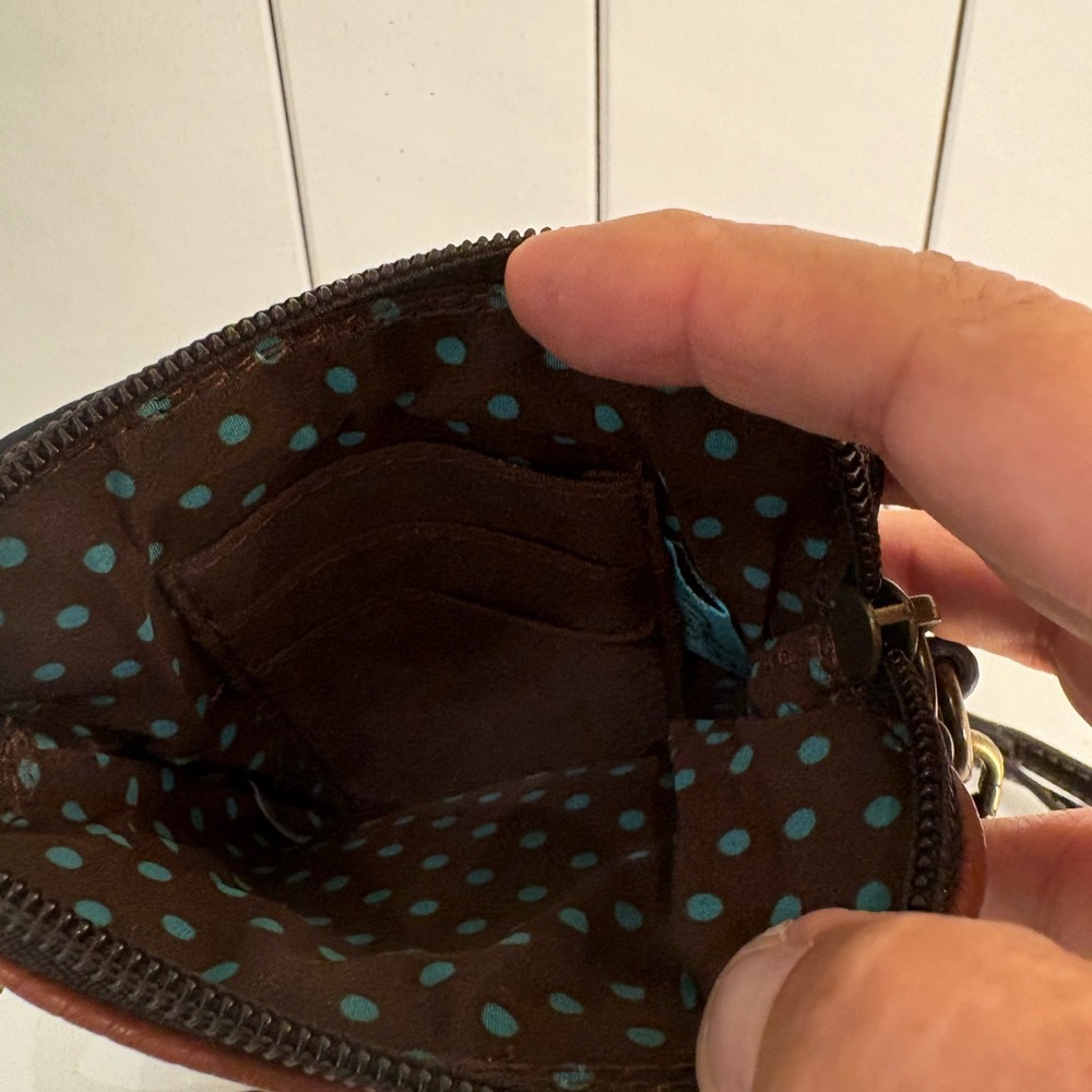Chala Black and Brown Crossbody Bag with Sunflower Design - Picture 3 of 4